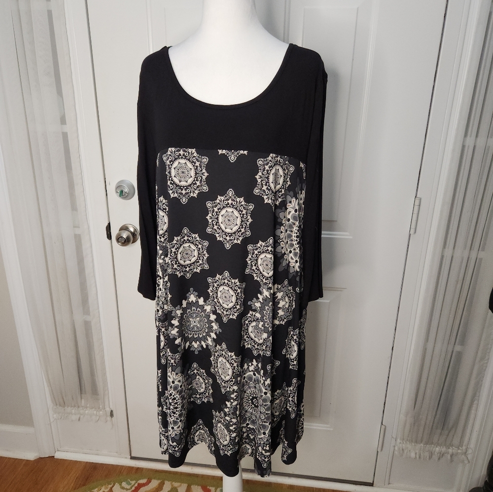 Kendra's Black White and Gray Geometric 3/4‎ Sleeve Dress Size XL